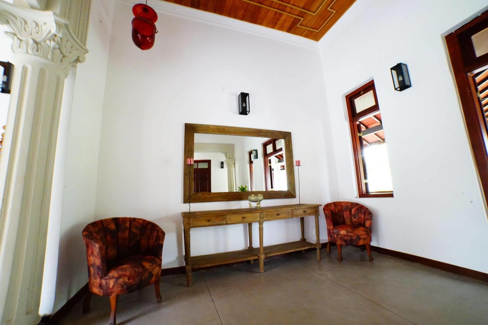 Lespri Grand Negombo Exterior foto
